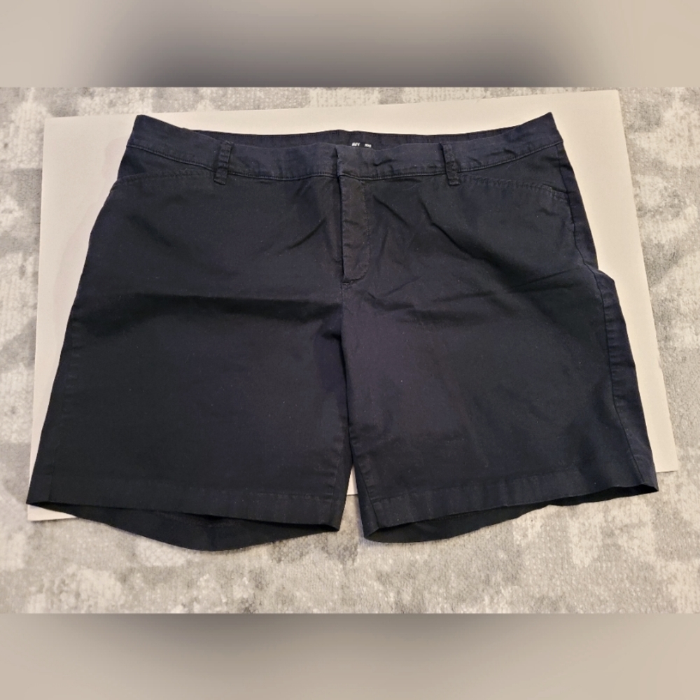 Old Navy Pixie Shorts Black